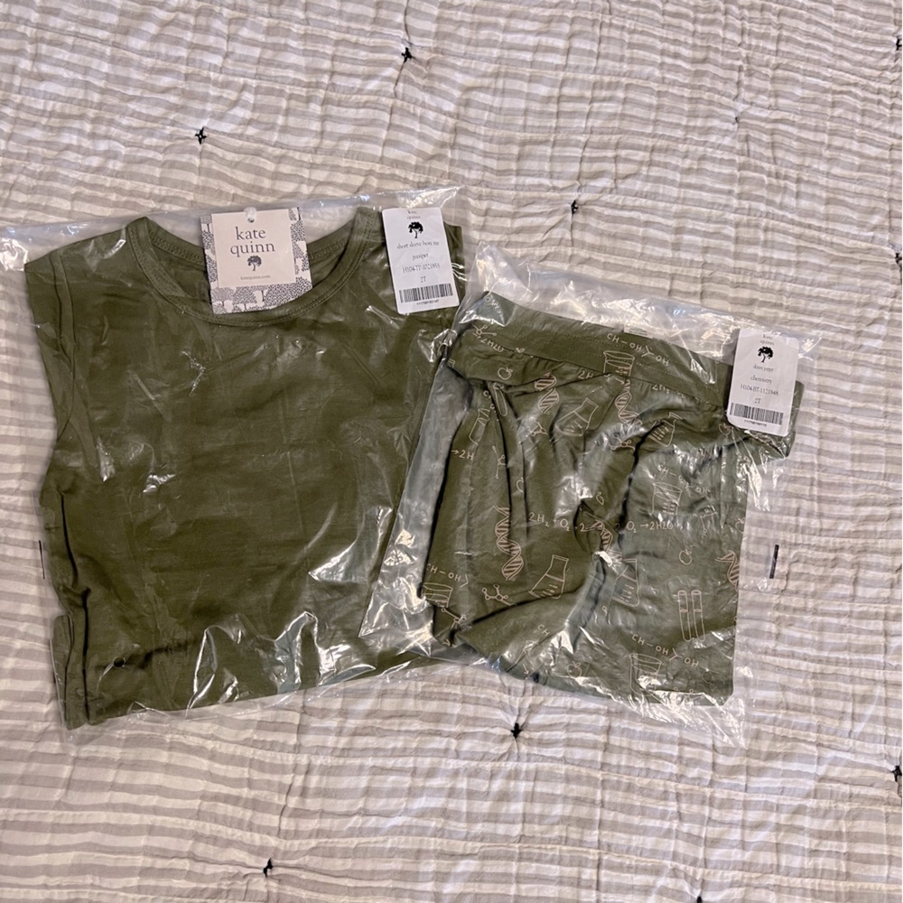 NIB NWT Kate Quinn Chemistry Bamboo Set